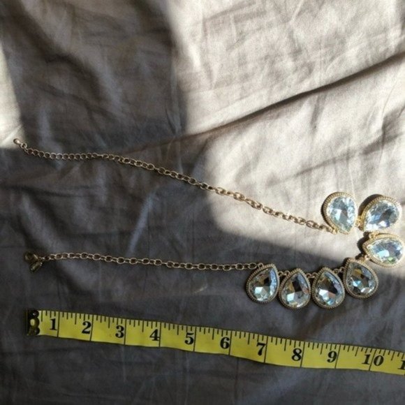 NWT Anthropologie Natasha crystal  necklace - Picture 2 of 4